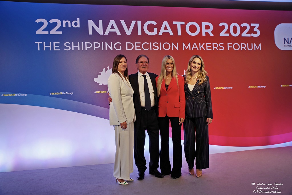 NAVIGATOR 16