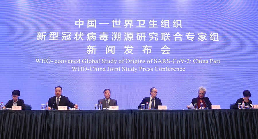 Photo taken on Feb. 9, 2021 shows a scene of the WHO-China joint study press conference in Wuhan, central China's Hubei Province. (Xinhua/Cheng Min) XxjhmeE007032 20210215 CBMFN0A006