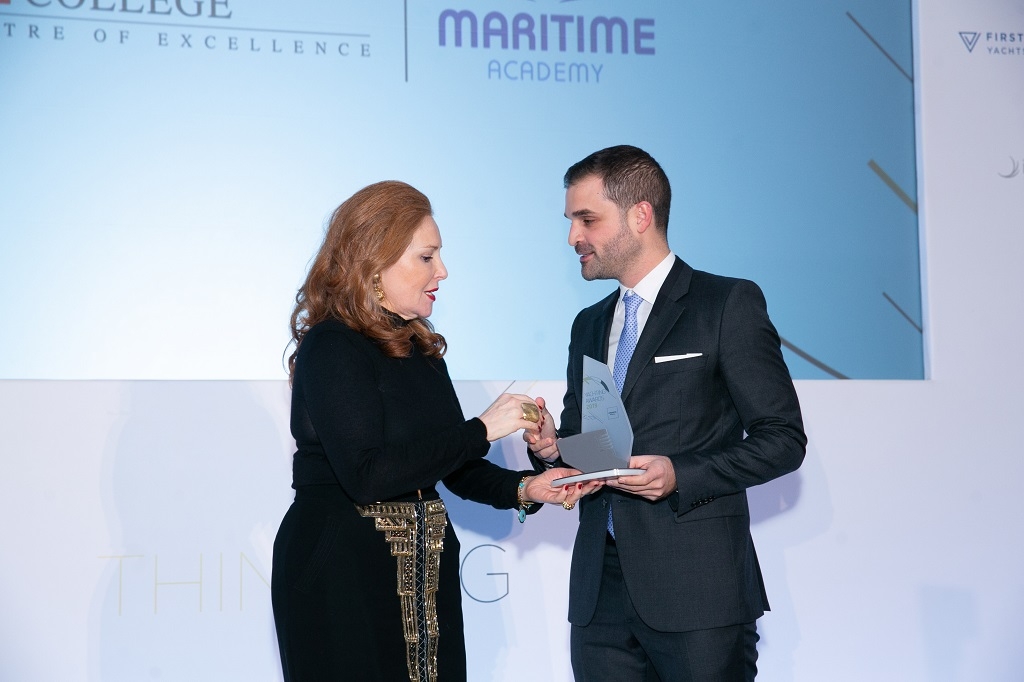 &Tau;&iota;&mu;&eta;&tau;&iota;&kappa;ό B&rho;&alpha;&beta;&epsilon;ί&omicron; &sigma;&tau;&alpha; Yachting Awards 2019 &gamma;&iota;&alpha; &tau;&omicron; &Mu;&eta;&tau;&rho;&omicron;&pi;&omicron;&lambda;&iota;&tau;&iota;&kappa;ό &Kappa;&omicron;&lambda;&lambda;έ&gamma;&iota;&omicron;