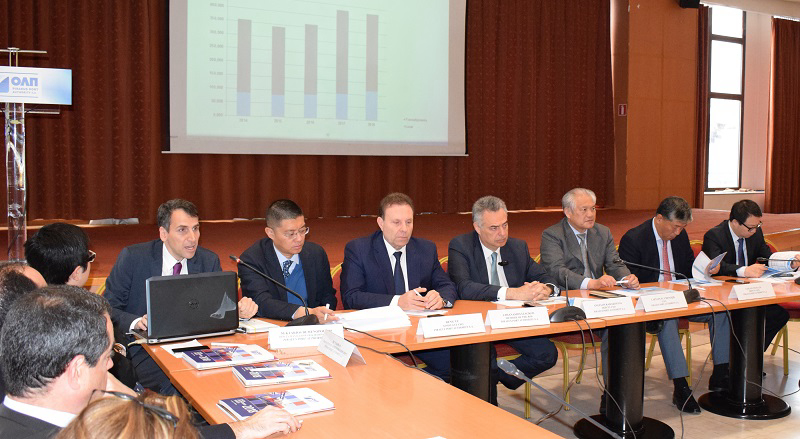 &Tau;&alpha; &alpha;&pi;&omicron;&tau;&epsilon;&lambda;έ&sigma;&mu;&alpha;&tau;&alpha; &chi;&rho;ή&sigma;&eta;&sigmaf; 2018 &tau;&eta;&sigmaf; &Omicron;&Lambda;&Pi; &Alpha;.&Epsilon;. &pi;&alpha;&rho;&omicron;&upsilon;&sigma;&iota;ά&sigma;&tau;&eta;&kappa;&alpha;&nu;  &sigma;&tau;&eta;&nu; Έ&nu;&omega;&sigma;&eta; &Theta;&epsilon;&sigma;&mu;&iota;&kappa;ώ&nu; &Epsilon;&pi;&epsilon;&nu;&delta;&upsilon;&tau;ώ&nu;                    