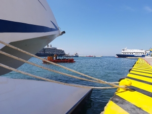 &Sigma;&epsilon; &phi;ά&sigma;&eta; &alpha;&nu;&alpha;&gamma;έ&nu;&nu;&eta;&sigma;&eta;&sigmaf; &tau;&alpha; &epsilon;&lambda;&lambda;&eta;&nu;&iota;&kappa;ά &nu;&alpha;&upsilon;&pi;&eta;&gamma;&epsilon;ί&alpha; &ndash; &Sigma;&tau;&upsilon;&lambda;&iota;&alpha;&nu;ί&delta;&eta;&sigmaf;: &Sigma;&upsilon;&zeta;&eta;&tau;ή&sigma;&epsilon;&iota;&sigmaf; &gamma;&iota;&alpha; &chi;&tau;ί&sigma;&iota;&mu;&omicron; &laquo;&pi;&rho;ά&sigma;&iota;&nu;&omega;&nu;&raquo; &pi;&lambda;&omicron;ί&omega;&nu;