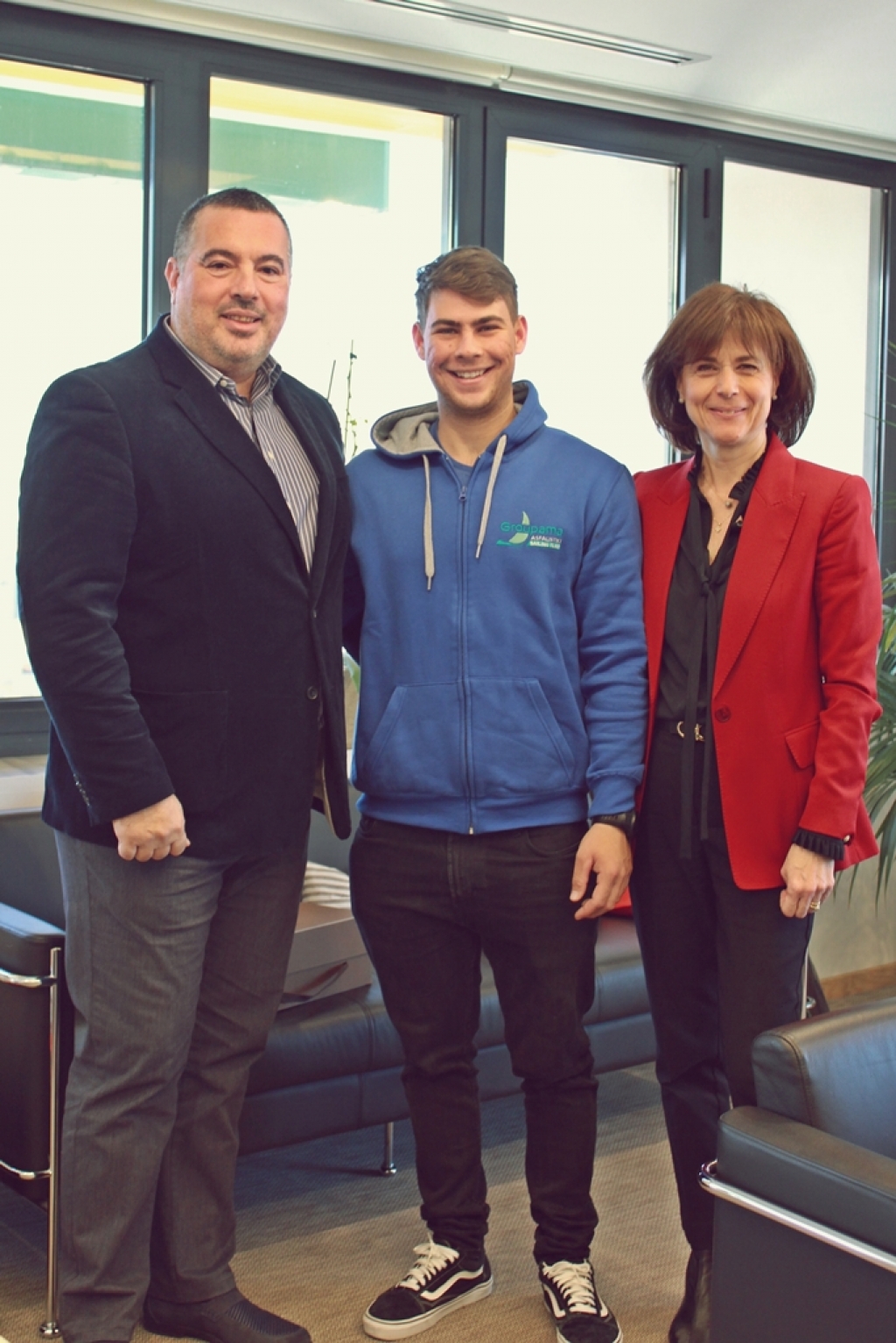 &Gamma;&iota;&alpha; 4&omicron; &sigma;&upsilon;&nu;&alpha;&pi;&tau;ό έ&tau;&omicron;&sigmaf; &eta; Groupama &Alpha;&sigma;&phi;&alpha;&lambda;&iota;&sigma;&tau;&iota;&kappa;ή &sigma;&tau;&eta;&rho;ί&zeta;&epsilon;&iota;                                           &tau;&omicron;&nu; &chi;&rho;&upsilon;&sigma;ό &iota;&sigma;&tau;&iota;&omicron;&pi;&lambda;ό&omicron; &Delta;&eta;&mu;ή&tau;&rho;&eta; &Pi;&alpha;&pi;&alpha;&delta;&eta;&mu;&eta;&tau;&rho;ί&omicron;&upsilon;