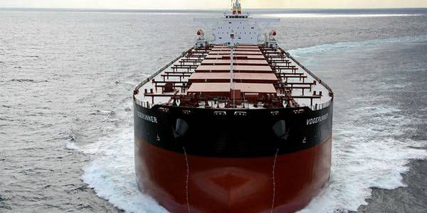  &Nu;&alpha;&upsilon;&tau;&iota;&lambda;&iota;&alpha;&kappa;ά &delta;ά&nu;&epsilon;&iota;&alpha;: &Alpha;&pi;ό &tau;&iota;&sigmaf; &alpha;&sigma;&phi;&alpha;&lambda;έ&sigma;&tau;&epsilon;&rho;&epsilon;&sigmaf; &kappa;&alpha;&tau;&eta;&gamma;&omicron;&rho;ί&epsilon;&sigmaf; &delta;&alpha;&nu;&epsilon;ί&omega;&nu; &tau;&omega;&nu; &epsilon;&lambda;&lambda;&eta;&nu;&iota;&kappa;ώ&nu; &tau;&rho;&alpha;&pi;&epsilon;&zeta;ώ&nu;