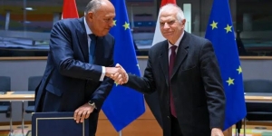 "&Epsilon;&iota;&sigma;&epsilon;&rho;&chi;ό&mu;&alpha;&sigma;&tau;&epsilon; &sigma;&epsilon; &mu;&iota;&alpha; &chi;&rho;&upsilon;&sigma;ή &epsilon;&pi;&omicron;&chi;ή &tau;&omega;&nu; &sigma;&chi;έ&sigma;&epsilon;&omega;&nu; &Epsilon;&Epsilon;-&Alpha;&iota;&gamma;ύ&pi;&tau;&omicron;&upsilon;"