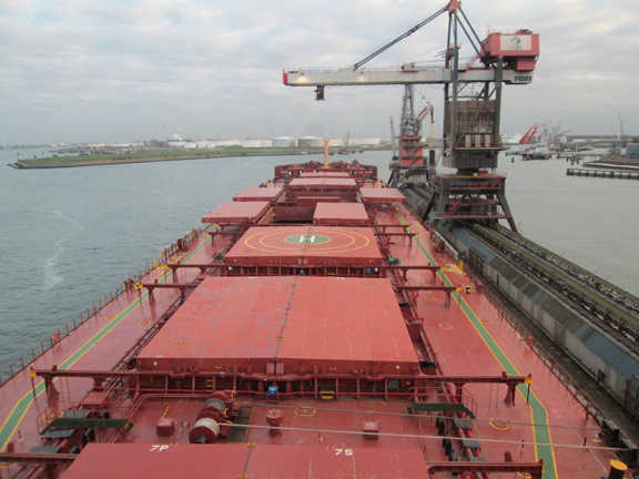 Mέ&sigma;&omega; &Nu;&alpha;&upsilon;&tau;&iota;&lambda;ί&alpha;&sigmaf; &Mu;&iota;&kappa;&rho;ώ&nu; &Alpha;&pi;&omicron;&sigma;&tau;ά&sigma;&epsilon;&omega;&nu; &tau;&omicron; 77\% &tau;&omega;&nu; &phi;&omicron;&rho;&tau;ί&omega;&nu; &pi;&omicron;&upsilon; &phi;&theta;ά&nu;&omicron;&upsilon;&nu; &sigma;&tau;&eta;&nu; &Epsilon;&lambda;&lambda;ά&delta;&alpha;