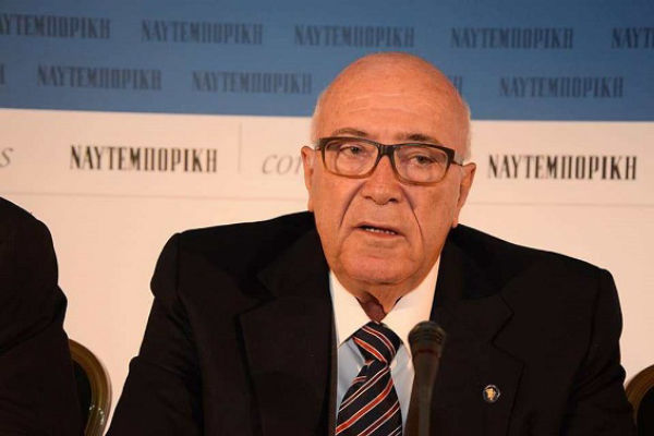 &Pi;&alpha;&nu;&alpha;&gamma;&iota;ώ&tau;&eta;&sigmaf; &Tau;&sigma;ά&kappa;&omicron;&sigmaf;: &Epsilon;&pi;&epsilon;&nu;&delta;ύ&epsilon;&iota; &sigma;&tau;&alpha; &nu;&epsilon;&rho;ά &tau;&omicron;&upsilon; &Gamma;&rho;ά&mu;&mu;&omicron;&upsilon;