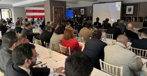 &Alpha;&theta;ή&nu;&alpha;: &Gamma;&iota;&alpha; &pi;&rho;ώ&tau;&eta; &phi;&omicron;&rho;ά &pi;&rho;&alpha;&gamma;&mu;&alpha;&tau;&omicron;&pi;&omicron;&iota;ή&theta;&eta;&kappa;&epsilon; &epsilon;&kappa;&tau;ό&sigmaf; &Iota;&alpha;&pi;&omega;&nu;ί&alpha;&sigmaf; &tau;&omicron; &sigma;&upsilon;&nu;έ&delta;&rho;&iota;&omicron; &tau;&omicron;&upsilon; &iota;&alpha;&pi;&omega;&nu;&iota;&kappa;&omicron;ύ &nu;&alpha;&upsilon;&tau;&iota;&lambda;&iota;&alpha;&kappa;&omicron;ύ ό&mu;&iota;&lambda;&omicron;&upsilon; &Nu;&Upsilon;&Kappa; &gamma;&iota;&alpha; &tau;&eta;&nu; &alpha;&sigma;&phi;ά&lambda;&epsilon;&iota;&alpha; &chi;ύ&delta;&eta;&nu; &xi;&eta;&rho;&omicron;ύ &phi;&omicron;&rho;&tau;ί&omicron;&upsilon;