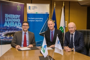 (&alpha;&pi;ό &alpha;&rho;&iota;&sigma;&tau;&epsilon;&rho;ά &pi;&rho;&omicron;&sigmaf; &delta;&epsilon;&xi;&iota;ά):  &Kappa;&omega;&nu;&sigma;&tau;&alpha;&nu;&tau;ί&nu;&omicron;&sigmaf; &Xi;&iota;&phi;&alpha;&rho;ά&sigmaf;, &Delta;&iota;&epsilon;&upsilon;&theta;ύ&nu;&omega;&nu; &Sigma;ύ&mu;&beta;&omicron;&upsilon;&lambda;&omicron;&sigmaf;-&Delta;&Epsilon;&Pi;&Alpha;  Andrew McDowell, &Alpha;&nu;&tau;&iota;&pi;&rho;ό&epsilon;&delta;&rho;&omicron;&sigmaf;-&Epsilon;&Tau;&Epsilon;&pi; &Iota;&omega;ά&nu;&nu;&eta;&sigmaf; &Pi;&alpha;&pi;&alpha;&delta;ό&pi;&omicron;&upsilon;&lambda;&omicron;&sigmaf;, &Pi;&rho;ό&epsilon;&delta;&rho;&omicron;&sigmaf; &Delta;.&Sigma;.-&Delta;&Epsilon;&Pi;&Alpha;