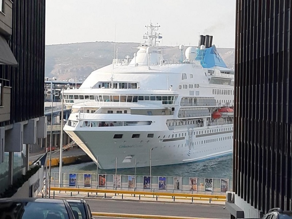 &Delta;&iota;&epsilon;&theta;&nu;ή&sigmaf; &kappa;&rho;&omicron;&upsilon;&alpha;&zeta;&iota;έ&rho;&alpha;: &Alpha;&nu;&alpha;&mu;έ&nu;&epsilon;&tau;&alpha;&iota; &sigma;&eta;&mu;&alpha;&nu;&tau;&iota;&kappa;ή ά&nu;&omicron;&delta;&omicron;&sigmaf;