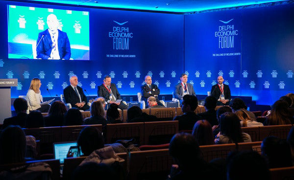 &Omicron;&iota; &Pi;&rho;&omicron;&omicron;&pi;&tau;&iota;&kappa;έ&sigmaf; &tau;&eta;&sigmaf; &Epsilon;&lambda;&lambda;&eta;&nu;&iota;&kappa;ή&sigmaf; &Alpha;&nu;&alpha;&pi;&tau;&upsilon;&xi;&iota;&alpha;&kappa;ή&sigmaf; &Tau;&rho;ά&pi;&epsilon;&zeta;&alpha;&sigmaf;