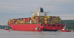 &Upsilon;&epsilon;&mu;έ&nu;&eta;: &Tau;&omicron; containership &ldquo;MSC United VIII&rdquo; &delta;έ&chi;&tau;&eta;&kappa;&epsilon; &epsilon;&pi;ί&theta;&epsilon;&sigma;&eta; &sigma;&tau;&eta;&nu; &Epsilon;&rho;&upsilon;&theta;&rho;ά &Theta;ά&lambda;&alpha;&sigma;&sigma;&alpha;