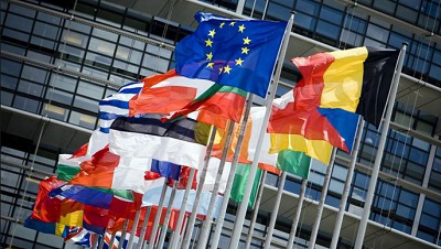   Spotlight: Bizarre political phenomena cast shadows over European democratic system