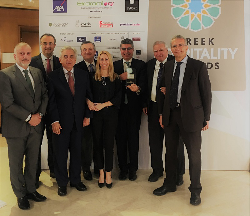 &Chi;&rho;&upsilon;&sigma;ή &delta;&iota;ά&kappa;&rho;&iota;&sigma;&eta; &gamma;&iota;&alpha; &tau;&eta;&nu; ATTICA GROUP &sigma;&tau;&alpha; GREEK HOSPITALITY AWARDS 2019