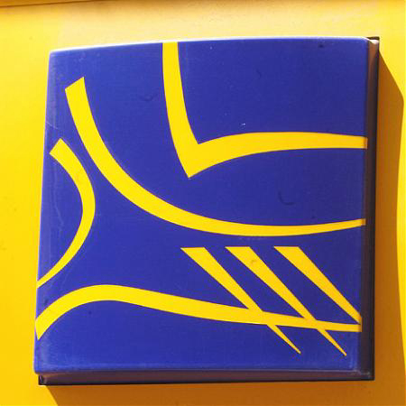 &Pi;&epsilon;&iota;&rho;&alpha;&iota;ώ&sigmaf;: &Kappa;έ&rho;&delta;&eta; 19 &epsilon;&kappa;&alpha;&tau;. &epsilon;&upsilon;&rho;ώ &tau;&omicron; &pi;&rho;ώ&tau;&omicron; &tau;&rho;ί&mu;&eta;&nu;&omicron;