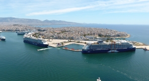 The port of Piraeus welcomed the first Cruise Ship of the season