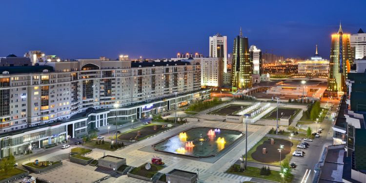 &Alpha;&lambda;&epsilon;&xi;&epsilon;&iota; &Beta;ό&lambda;&kappa;&omicron;&beta;, &pi;&rho;έ&sigma;&beta;&eta;&sigmaf; &Kappa;&alpha;&zeta;&alpha;&chi;&sigma;&tau;ά&nu; &sigma;&tau;&eta;&nu; &Alpha;&theta;ή&nu;&alpha; : &Eta; &mu;&epsilon;&gamma;ά&lambda;&eta; &kappa;&lambda;&eta;&rho;&omicron;&nu;&omicron;&mu;&iota;ά &tau;&omicron;&upsilon; &Nu;&alpha;&zeta;&alpha;&rho;&mu;&pi;ά&gamma;&iota;&epsilon;&beta;