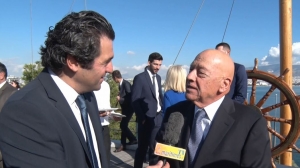 &Omicron;&iota; &tau;&rho;ά&pi;&epsilon;&zeta;&epsilon;&sigmaf; &nu;&alpha; &upsilon;&pi;&omicron;&sigma;&tau;&eta;&rho;ί&xi;&omicron;&upsilon;&nu; &tau;&omicron;&upsilon;&sigmaf; &nu;έ&omicron;&upsilon;&sigmaf; &epsilon;&phi;&omicron;&pi;&lambda;&iota;&sigma;&tau;έ&sigmaf;, &epsilon;ί&nu;&alpha;&iota; &mu;&iota;&alpha; &epsilon;&pi;έ&nu;&delta;&upsilon;&sigma;&eta; &gamma;&iota;&alpha; &tau;&omicron; &mu;έ&lambda;&lambda;&omicron;&nu;: &Gamma;&iota;ώ&rho;&gamma;&omicron;&sigmaf; &Pi;&rho;&omicron;&kappa;&omicron;&pi;ί&omicron;&upsilon;