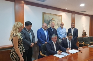 &Mu;&nu;&eta;&mu;ό&nu;&iota;&omicron; &Sigma;&upsilon;&nu;&epsilon;&rho;&gamma;&alpha;&sigma;ί&alpha;&sigmaf; &tau;&eta;&sigmaf; &Delta;&Epsilon;&Pi;&Alpha; &Epsilon;&mu;&pi;&omicron;&rho;ί&alpha;&sigmaf; &mu;&epsilon; &tau;&eta;&nu; Serbijagas