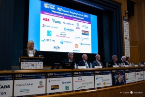 'Greener Shipping Summit 2023. &Pi;&omicron;ύ &omicron;&delta;&epsilon;ύ&epsilon;&iota; &eta; &nu;&alpha;&upsilon;&tau;&iota;&lambda;ί&alpha; &tau;&eta;&nu; &epsilon;&pi;ό&mu;&epsilon;&nu;&eta; &delta;&epsilon;&kappa;&alpha;&epsilon;&tau;ί&alpha;;'