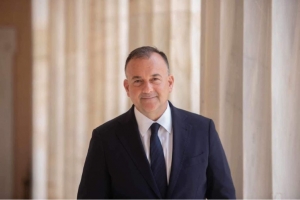 &Alpha;&pi;ά&nu;&tau;&eta;&sigma;&eta; &Upsilon;&phi;&upsilon;&pi;&omicron;&upsilon;&rho;&gamma;&omicron;ύ &Nu;&alpha;&upsilon;&tau;&iota;&lambda;ί&alpha;&sigmaf; &kappa;&alpha;&iota; &Nu;&eta;&sigma;&iota;&omega;&tau;&iota;&kappa;ή&sigmaf; &Pi;&omicron;&lambda;&iota;&tau;&iota;&kappa;ή&sigmaf;, &Iota;&omega;ά&nu;&nu;&eta; &Pi;&alpha;&pi;&pi;ά, &sigma;&tau;&eta; &Beta;&omicron;&upsilon;&lambda;ή, &gamma;&iota;&alpha; &tau;&omicron; &Mu;&epsilon;&tau;&alpha;&phi;&omicron;&rho;&iota;&kappa;ό &Iota;&sigma;&omicron;&delta;ύ&nu;&alpha;&mu;&omicron;