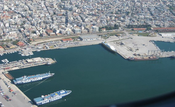 &Epsilon;&nu;&tau;ό&sigmaf; &Mu;&alpha;ΐ&omicron;&upsilon; &omicron;&iota; &delta;&epsilon;&sigma;&mu;&epsilon;&upsilon;&tau;&iota;&kappa;έ&sigmaf; &phi;ά&sigma;&epsilon;&iota;&sigmaf; &gamma;&iota;&alpha; &tau;&omicron; FSRU &sigma;&tau;&eta;&nu; &Alpha;&lambda;&epsilon;&xi;&alpha;&nu;&delta;&rho;&omicron;ύ&pi;&omicron;&lambda;&eta;