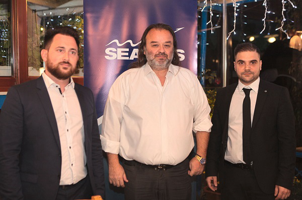 &Eta; SeaJets &beta;&rho;&alpha;&beta;&epsilon;ύ&epsilon;&iota; &tau;&omicron;&upsilon;&sigmaf; &alpha;&lambda;&iota;&epsilon;ί&sigmaf; &kappa;&alpha;&iota; &nu;&alpha;&upsilon;&tau;&iota;&kappa;&omicron;ύ&sigmaf; &gamma;&iota;&alpha; &tau;&eta; &sigma;&upsilon;&mu;&beta;&omicron;&lambda;ή &tau;&omicron;&upsilon;&sigmaf; &sigma;&tau;&eta; &delta;&iota;ά&sigma;&omega;&sigma;&eta; &tau;&omega;&nu; &sigma;&upsilon;&nu;&alpha;&nu;&theta;&rho;ώ&pi;&omega;&nu; &mu;&alpha;&sigmaf;