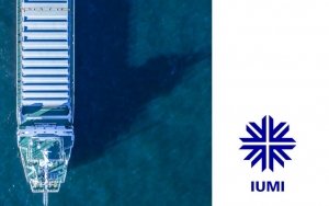 &Beta;ά&zeta;&omicron;&upsilon;&nu; &phi;&omega;&tau;&iota;ά &sigma;&tau;&iota;&sigmaf; &alpha;&sigma;&phi;&alpha;&lambda;&iota;&sigma;&tau;&iota;&kappa;έ&sigmaf; &omicron;&iota; &zeta;&eta;&mu;&iota;έ&sigmaf; &alpha;&pi;ό &epsilon;&nu;&nu;έ&alpha; containerships