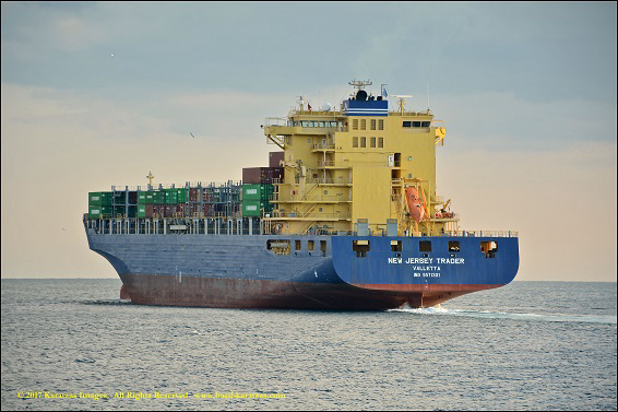 Diana Containerships Inc. Announces the Sale of a Panamax Container Vessel, the m/v New Jersey