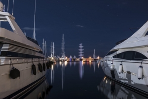 Lamda Marinas: &Sigma;&chi;&epsilon;&delta;&iota;ά&zeta;&epsilon;&iota; &epsilon;&pi;&epsilon;&nu;&delta;ύ&sigma;&epsilon;&iota;&sigmaf; ύ&psi;&omicron;&upsilon;&sigmaf; &euro;80 &epsilon;&kappa;&alpha;&tau;&omicron;&mu;&mu;&upsilon;&rho;ί&omega;&nu;