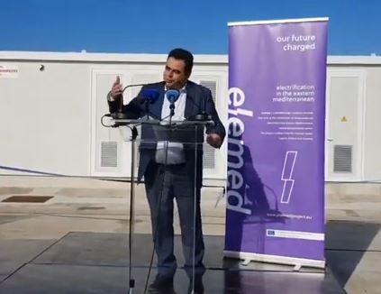 &laquo;&Nu;. &Sigma;&alpha;&nu;&tau;&omicron;&rho;&iota;&nu;&iota;ό&sigmaf;: &Epsilon;ί&nu;&alpha;&iota; &mu;&iota;&alpha; &iota;&sigma;&tau;&omicron;&rho;&iota;&kappa;ή &eta;&mu;έ&rho;&alpha; &gamma;&iota;&alpha; &tau;&eta;&nu; &Kappa;&upsilon;&lambda;&lambda;ή&nu;&eta; &alpha;&lambda;&lambda;ά &kappa;&alpha;&iota; &gamma;&iota;&alpha; &tau;&iota;&sigmaf; &lambda;&iota;&mu;&epsilon;&nu;&iota;&kappa;έ&sigmaf; &upsilon;&pi;&omicron;&delta;&omicron;&mu;έ&sigmaf; &tau;&eta;&sigmaf; &chi;ώ&rho;&alpha;&sigmaf;&raquo;