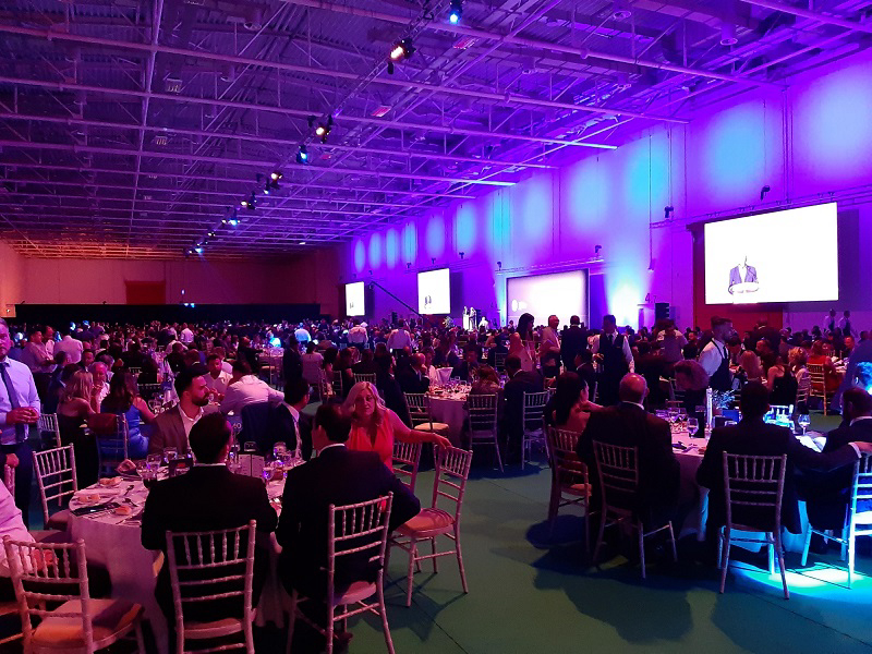 &Kappa;&alpha;&pi;&tau; &Pi;. &Tau;&sigma;ά&kappa;&omicron;&sigmaf;: &laquo;&Epsilon;&nu;ώ &tau;&eta;&nu; ί&delta;&iota;&alpha; ώ&rho;&alpha; &eta; &kappa;&alpha;&mu;&pi;ί&nu;&alpha; &tau;&omicron;&upsilon; &epsilon;ί&nu;&alpha;&iota; &gamma;&epsilon;&mu;ά&tau;&eta; &alpha;&pi;ό &tau;&eta;&nu; &pi;&alpha;&tau;&rho;ί&delta;&alpha; &tau;&omicron;&upsilon;, &pi;&omicron;&upsilon; &delta;&epsilon;&nu; &tau;&eta;&nu; &epsilon;&gamma;&kappa;&alpha;&tau;έ&lambda;&epsilon;&iota;&psi;&epsilon; &pi;&omicron;&tau;έ...&raquo;