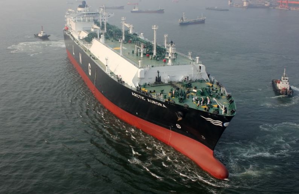 Asia LNG spot price surges by 40% to record high
