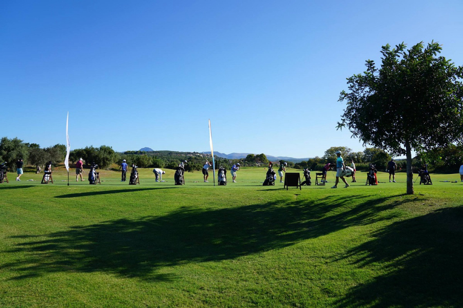 &Tau;&omicron; 5&omicron; Greek Maritime Golf Event &theta;&alpha; &sigma;&tau;&eta;&rho;ί&xi;&epsilon;&iota;  &tau;&omicron; &laquo;&Mu;&alpha;&zeta;ί &gamma;&iota;&alpha; &tau;&omicron; &Pi;&alpha;&iota;&delta;ί&raquo;