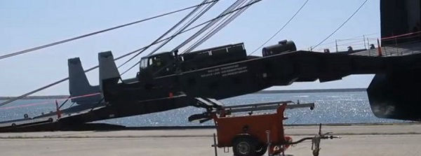 &Alpha;&mu;&epsilon;&rho;&iota;&kappa;&alpha;&nu;ό&sigmaf; &pi;&rho;ό&xi;&epsilon;&nu;&omicron;&sigmaf;: &Pi;&lambda;&epsilon;&omicron;&nu;έ&kappa;&tau;&eta;&mu;&alpha; &omicron;&iota;&kappa;&omicron;&nu;&omicron;&mu;ί&alpha;&sigmaf; &kappa;&alpha;&iota; &alpha;&sigma;&phi;ά&lambda;&epsilon;&iota;&alpha;&sigmaf; &omicron; &lambda;&iota;&mu;έ&nu;&alpha;&sigmaf; &Alpha;&lambda;&epsilon;&xi;&alpha;&nu;&delta;&rho;&omicron;ύ&pi;&omicron;&lambda;&eta;&sigmaf;