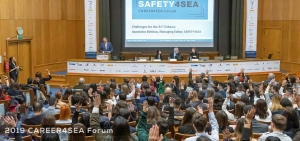 2019 CAREER4SEA Forum: &Omicron;&iota; &epsilon;&upsilon;&kappa;&alpha;&iota;&rho;ί&epsilon;&sigmaf; &sigma;&tau;&alpha;&delta;&iota;&omicron;&delta;&rho;&omicron;&mu;ί&alpha;&sigmaf; &pi;&omicron;&upsilon; &pi;&rho;&omicron;&sigma;&phi;έ&rho;&epsilon;&iota; &eta; &nu;&alpha;&upsilon;&tau;&iota;&lambda;ί&alpha; &sigma;&tau;&omicron;&upsilon;&sigmaf; &nu;έ&omicron;&upsilon;&sigmaf;