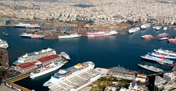 &Alpha;&pi;&alpha;&gamma;ό&rho;&epsilon;&upsilon;&sigma;&eta; &alpha;&pi;ό&pi;&lambda;&omicron;&upsilon; &alpha;&pi;ό &Pi;&epsilon;&iota;&rho;&alpha;&iota;ά, &omicron;a1&alpha;&phi;ή&nu;&alpha; &kappa;&alpha;&iota; &Lambda;&alpha;ύ&rho;&iota;&omicron;