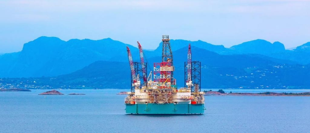 Greener oil or green industry? Gridlock puts Norway in a bind