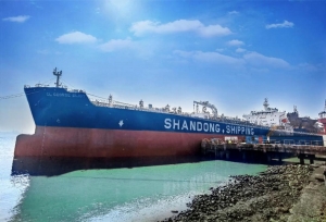 Shandong Shipping: &Pi;&alpha;&rho;ά&gamma;&gamma;&epsilon;&iota;&lambda;&epsilon; &tau;έ&sigma;&sigma;&epsilon;&rho;&alpha; VLOCs &delta;&iota;&pi;&lambda;&omicron;ύ &kappa;&alpha;&upsilon;&sigma;ί&mu;&omicron;&upsilon;