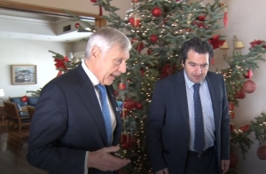 &Theta;&omicron;&lambda;ό &tau;&omicron; &tau;&omicron;&pi;ί&omicron; &tau;&omicron; 2020, &alpha;&lambda;&lambda;ά &epsilon;ί&mu;&alpha;&sigma;&tau;&epsilon; &alpha;&iota;&sigma;&iota;ό&delta;&omicron;&xi;&omicron;&iota;: &Pi;&rho;ό&epsilon;&delta;&rho;&omicron;&sigmaf; &tau;&omicron;&upsilon; American P &amp; I Club, Joseph EM Hughes