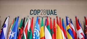 &Pi;&alpha;&rho;&omicron;&upsilon;&sigma;ί&alpha; &tau;&omicron;&upsilon; &Pi;&rho;&omega;&theta;&upsilon;&pi;&omicron;&upsilon;&rho;&gamma;&omicron;ύ &kappa;. &Kappa;&upsilon;&rho;&iota;ά&kappa;&omicron;&upsilon; &Mu;&eta;&tau;&sigma;&omicron;&tau;ά&kappa;&eta;  &eta; &sigma;&upsilon;&mu;&mu;&epsilon;&tau;&omicron;&chi;ή &tau;&eta;&sigmaf; &Epsilon;&lambda;&lambda;ά&delta;&alpha;&sigmaf; &sigma;&tau;&eta;&nu; COP28 - &Omicron;&iota; &theta;έ&sigma;&epsilon;&iota;&sigmaf; &tau;&eta;&sigmaf; &chi;ώ&rho;&alpha;&sigmaf; &mu;&alpha;&sigmaf;