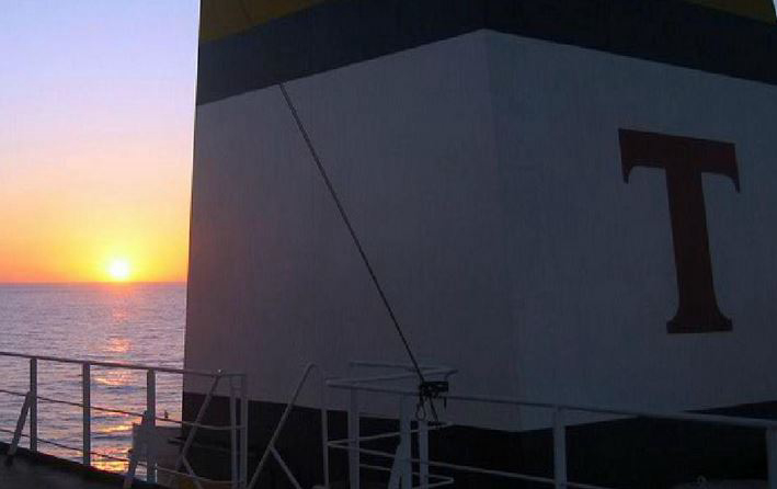 &Tau;&sigma;ά&kappa;&omicron;&sigmaf;: &Eta; &Tau;&Epsilon;&Nu; &upsilon;&pi;έ&gamma;&rho;&alpha;&psi;&epsilon; &nu;&alpha;&upsilon;&lambda;&omicron;&sigma;ύ&mu;&phi;&omega;&nu;&alpha; &mu;&epsilon; έ&sigma;&omicron;&delta;&alpha; 33 &epsilon;&kappa;&alpha;&tau;. &delta;&omicron;&lambda;ά&rho;&iota;&alpha;