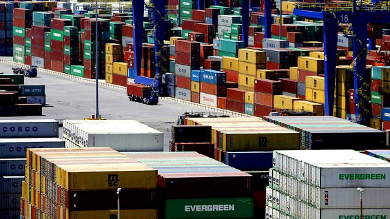 &Xi;&epsilon;&pi;έ&rho;&alpha;&sigma;&alpha;&nu; &tau;&alpha; 30 &delta;&iota;&sigma;. &epsilon;&upsilon;&rho;ώ &omicron;&iota; &epsilon;&xi;&alpha;&gamma;&omega;&gamma;έ&sigmaf; &tau;&omicron; 2018, &alpha;&upsilon;&xi;ή&theta;&eta;&kappa;&alpha;&nu; &kappa;&alpha;&tau;ά 15,7\%