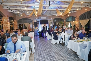 &Tau;&eta;&nu; &pi;&rho;&omicron;&sigma;ή&lambda;&omega;&sigma;ή &tau;&eta;&sigmaf; &sigma;&tau;&eta; &sigma;&tau;ή&rho;&iota;&xi;&eta; &tau;&eta;&sigmaf; &epsilon;&lambda;&lambda;&eta;&nu;&iota;&kappa;ή&sigmaf; &nu;&alpha;&upsilon;&tau;&omicron;&sigma;ύ&nu;&eta;&sigmaf; &epsilon;&pi;&alpha;&nu;έ&lambda;&alpha;&beta;&epsilon; &eta; &omicron;&iota;&kappa;&omicron;&gamma;έ&nu;&epsilon;&iota;&alpha; &Lambda;&iota;&beta;&alpha;&nu;&omicron;ύ &sigma;&epsilon; &epsilon;&kappa;&delta;ή&lambda;&omega;&sigma;&eta; &sigma;&tau;&eta; &Chi;ί&omicron;