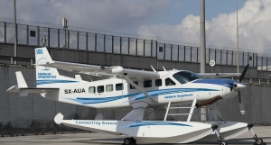 &laquo;&Eta; &Epsilon;&lambda;&lambda;ά&delta;&alpha; &pi;&alpha;ί&rho;&nu;&epsilon;&iota; &theta;έ&sigma;&eta; &sigma;&tau;&omicron; &chi;ά&rho;&tau;&eta; &tau;&eta;&sigmaf; &pi;&alpha;&gamma;&kappa;ό&sigma;&mu;&iota;&alpha;&sigmaf; &alpha;&epsilon;&rho;&omicron;&pi;&lambda;&omicron;ΐ&alpha;&sigmaf;!&raquo;