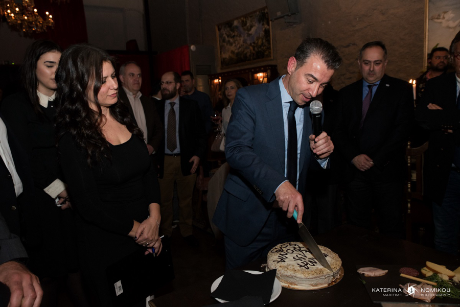 &Mu;&epsilon; &epsilon;&pi;&iota;&tau;&upsilon;&chi;ί&alpha; &pi;&rho;&alpha;&gamma;&mu;&alpha;&tau;&omicron;&pi;&omicron;&iota;ή&theta;&eta;&kappa;&epsilon; &eta; &epsilon;&tau;ή&sigma;&iota;&alpha; &kappa;&omicron;&pi;ή &pi;ί&tau;&alpha;&sigmaf; &tau;&eta;&sigmaf; WIMA