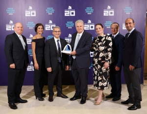 (&alpha;-&delta;) &Alpha;&lambda;έ&xi;&eta;&sigmaf; &Omicron;&iota;&kappa;&omicron;&nu;ό&mu;&omicron;&upsilon;, &Delta;&iota;&epsilon;&upsilon;&theta;&upsilon;&nu;&tau;ή&sigmaf; &Xi;&epsilon;&nu;&omicron;&delta;&omicron;&chi;&epsilon;&iota;&alpha;&kappa;&omicron;ύ &Tau;&mu;ή&mu;&alpha;&tau;&omicron;&sigmaf; &amp; &Epsilon;&xi;&upsilon;&pi;&eta;&rho;έ&tau;&eta;&sigma;&eta;&sigmaf; &Pi;&epsilon;&lambda;&alpha;&tau;ώ&nu;, Celestyal/ Alexis Economou, Director Hotel Operations &amp; Passenger Services, Celestyal   &Mu;&alpha;&rho;ί&nu;&alpha; &Phi;&iota;&lambda;&iota;&pi;&pi;ί&delta;&eta;, &Epsilon;&pi;&iota;&kappa;&epsilon;&phi;&alpha;&lambda;ή&sigmaf; &Epsilon;&sigma;&omega;&tau;&epsilon;&rho;&iota;&kappa;ή&sigmaf; &Delta;&iota;&alpha;&kappa;ό&sigma;&mu;&eta;&sigma;&eta;&sigmaf;, AMK Architecture &amp; Design / Marina Philippide, Principal Interior Designer, AMK Architecture &amp; Design   &Kappa;&rho;&iota;&sigmaf; &Theta;&epsilon;&omicron;&phi;&iota;&lambda;ί&delta;&eta;&sigmaf;, &Delta;&iota;&epsilon;&upsilon;&theta;ύ&nu;&omega;&nu; &Sigma;ύ&mu;&beta;&omicron;&upsilon;&lambda;&omicron;&sigmaf;, Celestyal/ Chris Theophilides, CEO, Celestyal   &kappa;&alpha;&pi;. &Gamma;&iota;ώ&rho;&gamma;&omicron;&sigmaf; &Kappa;&omicron;&upsilon;&mu;&pi;&epsilon;&nu;ά&sigmaf;, &Gamma;&epsilon;&nu;&iota;&kappa;ό&sigmaf; &Delta;&iota;&epsilon;&upsilon;&theta;&upsilon;&nu;&tau;ή&sigmaf; &Epsilon;&pi;&iota;&chi;&epsilon;&iota;&rho;ή&sigma;&epsilon;&omega;&nu;, Celestyal &kappa;&alpha;&iota; &Pi;&rho;ό&epsilon;&delta;&rho;&omicron;&sigmaf; &tau;&eta;&sigmaf; Έ&nu;&omega;&sigma;&eta;&sigmaf; &Epsilon;&phi;&omicron;&pi;&lambda;&iota;&sigma;&tau;ώ&nu; &Kappa;&rho;&omicron;&upsilon;&alpha;&zeta;&iota;&epsilon;&rho;ό&pi;&lambda;&omicron;&iota;&omega;&nu; &kappa;&alpha;&iota; &Phi;&omicron;&rho;έ&omega;&nu; &Nu;&alpha;&upsilon;&tau;&iota;&lambda;ί&alpha;&sigmaf; (&Epsilon;&Epsilon;&Kappa;&Phi;&Nu;)/ cap. George Koumpenas, Chief Operating Officer, Celestyal and President, Union of Cruise Ship Owners and Associated Members   &Epsilon;&iota;&rho;ή&nu;&eta; &Pi;&rho;&omicron;&epsilon;&sigma;&tau;ά&kappa;&eta;, PR Executive, Celestyal/ Irene Proestaki, PR Executive, Celestyal   &kappa;&alpha;&pi;. &Beta;&alpha;&sigma;ί&lambda;&eta;&sigmaf; &Gamma;&kappa;ά&zeta;&iota;&kappa;&alpha;&sigmaf;, &Delta;&iota;&epsilon;&upsilon;&theta;&upsilon;&nu;&tau;ή&sigmaf; &Nu;&alpha;&upsilon;&tau;&iota;&lambda;&iota;&alpha;&kappa;&omicron;ύ &Tau;&mu;ή&mu;&alpha;&tau;&omicron;&sigmaf;, Celestyal/ cap. Vassilios Gazikas, VP Marine Operations, Celestyal   &Chi;&rho;ύ&sigma;&alpha;&nu;&theta;&omicron;&sigmaf; &Chi;&rho;&upsilon;&sigma;ά&nu;&theta;&omicron;&upsilon;, &Tau;&epsilon;&chi;&nu;&iota;&kappa;ό&sigmaf; &Delta;&iota;&epsilon;&upsilon;&theta;&upsilon;&nu;&tau;ή&sigmaf; Optimum Ship Management, Celestyal/ Chrysanthos Chrysanthou, VP Technical, Celestyal