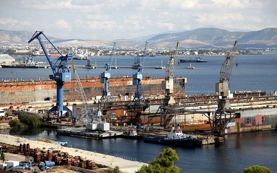 &Tau;&alpha;&beta;&omicron;&upsilon;&lambda;ά&rho;&eta;&sigmaf;: &laquo;&Theta;&alpha; &kappa;ά&nu;&omega; &tau;&alpha; &pi;ά&nu;&tau;&alpha; &gamma;&iota;&alpha; &nu;&alpha; &sigma;&upsilon;&nu;&epsilon;&chi;ί&sigma;&omicron;&upsilon;&nu; &nu;&alpha; &delta;&omicron;&upsilon;&lambda;&epsilon;ύ&omicron;&upsilon;&nu; &tau;&alpha; N&alpha;&upsilon;&pi;&eta;&gamma;&epsilon;ί&alpha; E&lambda;&epsilon;&upsilon;&sigma;ί&nu;&alpha;&sigmaf;&raquo;