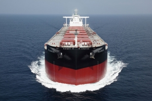 &Nu;έ&alpha; bulk carriers &sigma;&tau;&omicron;&upsilon;&sigmaf; &sigma;&tau;ό&lambda;&omicron;&upsilon;&sigmaf; &tau;&omega;&nu; &epsilon;&phi;&omicron;&pi;&lambda;&iota;&sigma;&tau;ώ&nu;