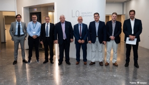 &Alpha;&pi;ό &alpha;&rho;&iota;&sigma;&tau;&epsilon;&rho;ά &pi;&rho;&omicron;&sigmaf; &delta;&epsilon;&xi;&iota;ά: &Sigma;ί&mu;&omicron;&sigmaf; &Beta;&alpha;&rho;&iota;ά&sigmaf;, &Kappa;&alpha;&pi;&tau;. &Nu;ί&kappa;&omicron;&sigmaf; &Mu;&iota;&chi;&epsilon;&lambda;ό&gamma;&kappa;&omicron;&nu;&alpha;&sigmaf;, &Kappa;&alpha;&pi;&tau;. &Alpha;&nu;&tau;ώ&nu;&eta;&sigmaf; &Pi;&iota;&tau;&sigma;&iota;&lambda;ό&sigmaf;, &Kappa;&alpha;&pi;&tau;. &Mu;&iota;&chi;ά&lambda;&eta;&sigmaf; &Phi;&omega;&tau;&epsilon;&iota;&nu;ό&sigmaf;, &Alpha;&rho;&iota;&sigma;&tau;&epsilon;ί&delta;&eta;&sigmaf; &Pi;&alpha;ϊ&delta;&omicron;ύ&sigma;&eta;&sigmaf;, &Upsilon;&pi;&omicron;&nu;&alpha;ύ&alpha;&rho;&chi;&omicron;&sigmaf; &Lambda;.&Sigma;. &Gamma;&epsilon;ώ&rho;&gamma;&iota;&omicron;&sigmaf; &Sigma;&kappa;&alpha;&nu;&delta;ά&lambda;&eta;&sigmaf;, &Pi;&lambda;&omicron;ί&alpha;&rho;&chi;&omicron;&sigmaf; &Lambda;.&Sigma;. &Alpha;&nu;&tau;ώ&nu;&iota;&omicron;&sigmaf; &Delta;&omicron;&upsilon;&mu;ά&nu;&eta;&sigmaf;, &Pi;&alpha;&nu;&alpha;&gamma;&iota;ώ&tau;&eta;&sigmaf; &Kappa;&alpha;&mu;&alpha;&rho;ά&delta;&omicron;&sigmaf;.