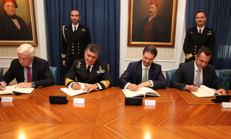 &Delta;&omega;&rho;&epsilon;ά &alpha;&delta;&epsilon;&lambda;&phi;ώ&nu; &Lambda;&alpha;&sigma;&kappa;&alpha;&rho;ί&delta;&eta; &pi;&rho;&omicron;&sigmaf; &tau;&omicron; &pi;&omicron;&lambda;&epsilon;&mu;&iota;&kappa;ό &nu;&alpha;&upsilon;&tau;&iota;&kappa;ό